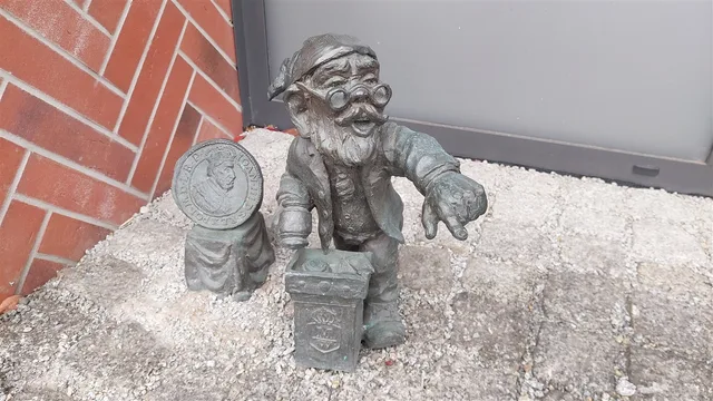 Krasnal Aukcjoner