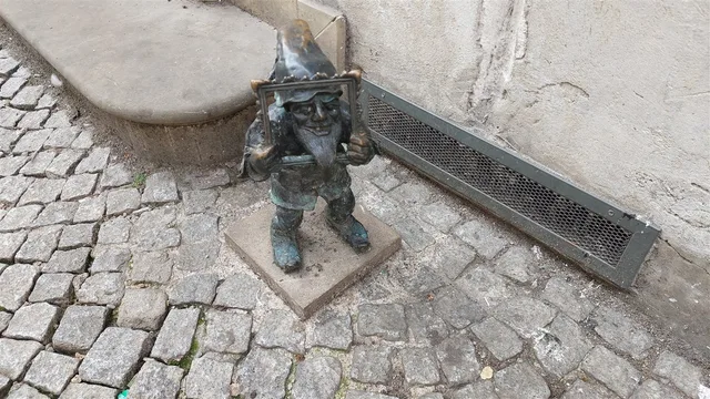Гном Галериуш