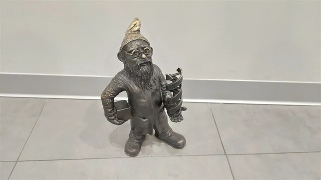 Гном ГЕНомек