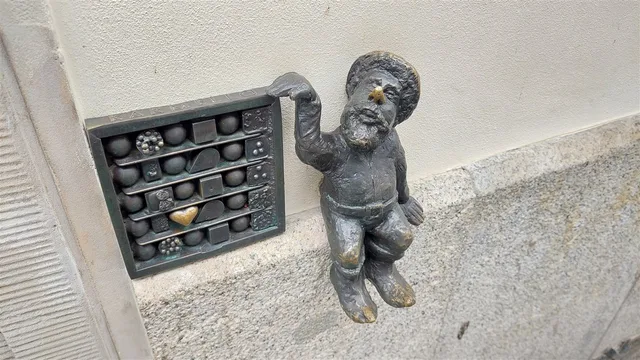 Гном Кармэлло