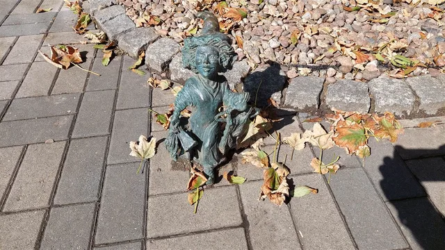 Гномка КіКа