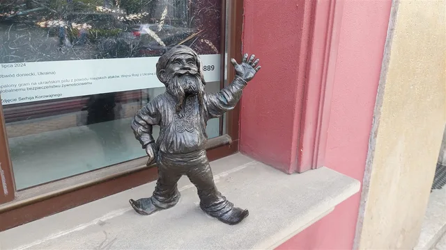 Consul Dwarf