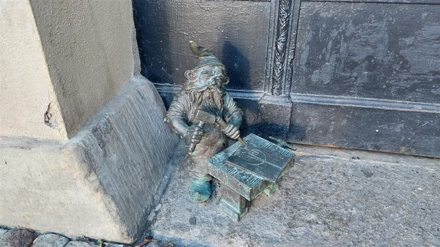 Гном майстер