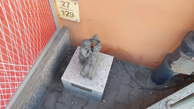 Гноми Пластусь та Ушатек