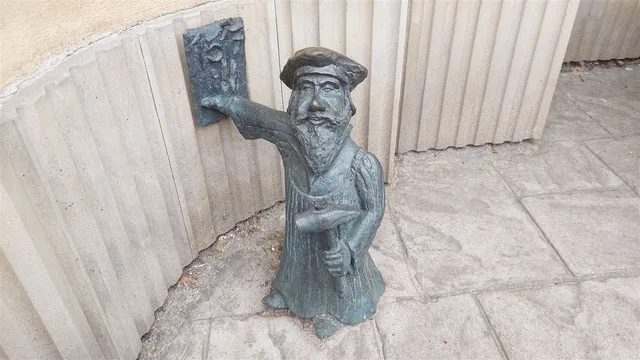 Гном реформатор