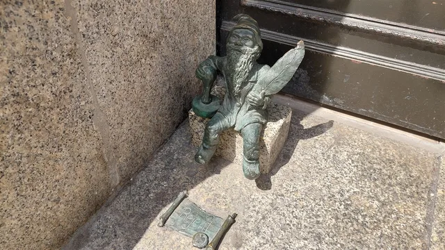 Гном натарыус
