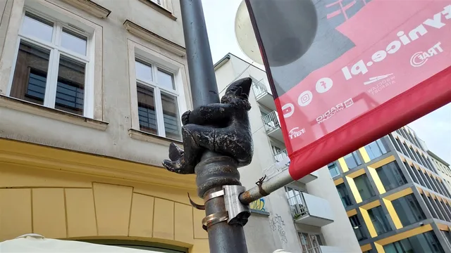 Гномы Алаўскія Стоўпнікі