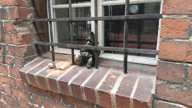Гном В'язень